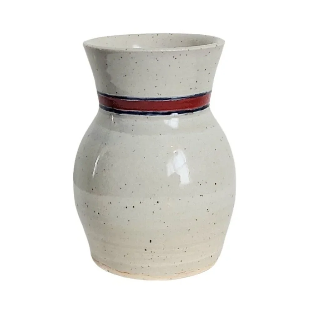 Vtg Studio Art Pottery Vase Hand Thrown Stoneware Artist Signed Gray 5.75” Heavy